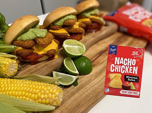 STEGGLES NACHO CHICKEN 1KG (6) picture